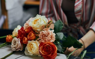 Devenir Fleuriste : Les Secrets Bien Gardés des Artistes Floraux